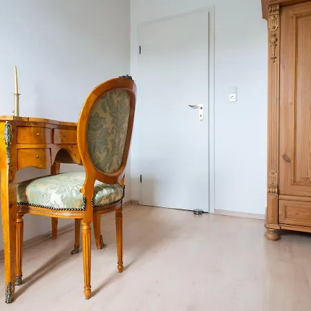 Gemuetliches In Stylischer Stadtvilla