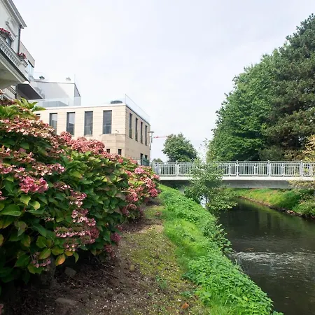 Gemuetliches In Stylischer Stadtvilla *
