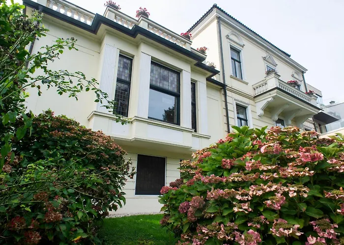 Gemuetliches In Stylischer Stadtvilla 戈赫