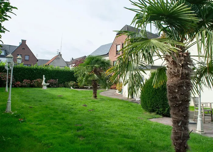 Gemuetliches In Stylischer Stadtvilla *